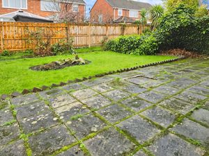 Photo 7- click for photo gallery